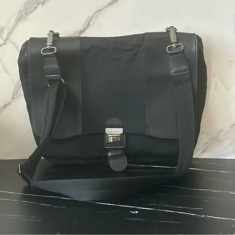🖤Celine crossbody laptop bag 🖤 - Picture 2 of 8